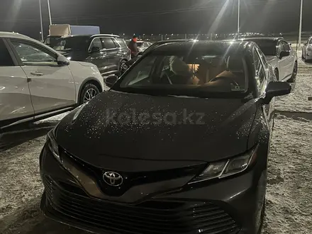 Toyota Camry 2018 года за 12 000 000 тг. в Алматы