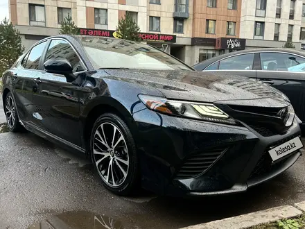 Toyota Camry 2019 года за 11 500 000 тг. в Астана – фото 10