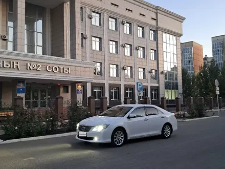 Toyota Camry 2013 года за 10 200 000 тг. в Уральск – фото 3