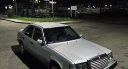 Mercedes-Benz E 200 1992 годаүшін2 250 000 тг. в Талдыкорган – фото 2