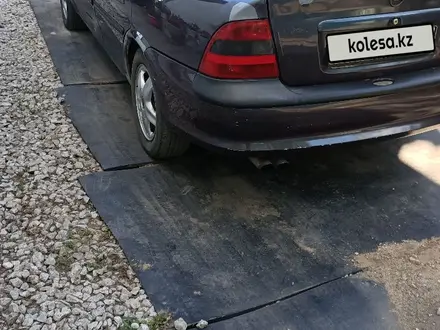 Opel Vectra 1996 года за 1 500 000 тг. в Караганда – фото 6