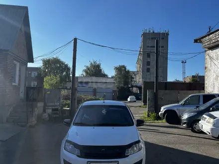 ВАЗ (Lada) Granta 2190 2018 года за 2 750 000 тг. в Семей