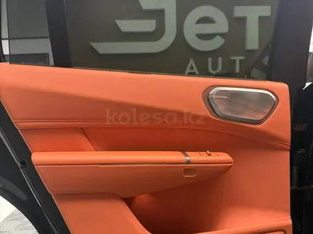 Lynk & Co 900 2.0T Ultra 2025 года за 32 990 000 тг. в Алматы – фото 17