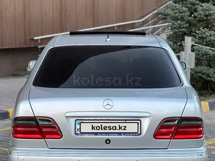 Mercedes-Benz E 320 2001 года за 5 500 000 тг. в Шымкент – фото 8