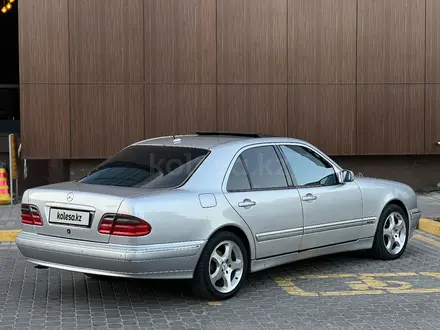 Mercedes-Benz E 320 2001 года за 5 500 000 тг. в Шымкент – фото 9