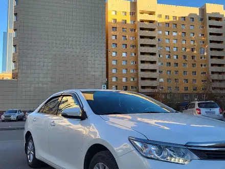 Toyota Camry 2015 года за 10 600 000 тг. в Астана – фото 2