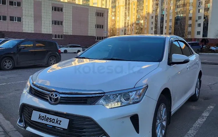 Toyota Camry 2015 года за 10 600 000 тг. в Астана