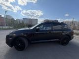 Porsche Cayenne 2007 года за 8 500 000 тг. в Астана – фото 2