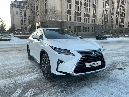 Lexus RX 300 2019 года за 24 000 000 тг. в Астана