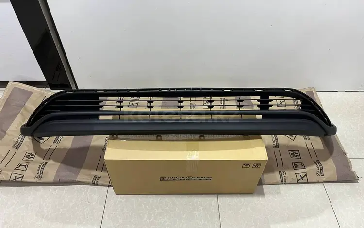 Губа переднего бампера на TOYOTA HIGHLANDER за 20 000 тг. в Алматы