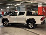 Toyota Hilux GR Sport 2021 года за 18 900 000 тг. в Алматы – фото 2