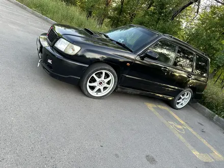 Subaru Forester 2001 года за 3 300 000 тг. в Алматы