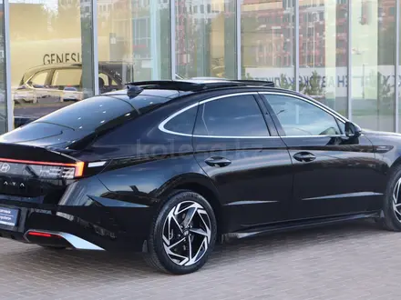 Hyundai Sonata Luxe 2023 года за 14 490 000 тг. в Шымкент – фото 10