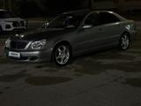 Mercedes-Benz S 500 2004 годаүшін4 300 000 тг. в Актау