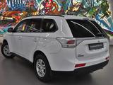 Mitsubishi Outlander 2013 года за 7 890 000 тг. в Алматы – фото 4