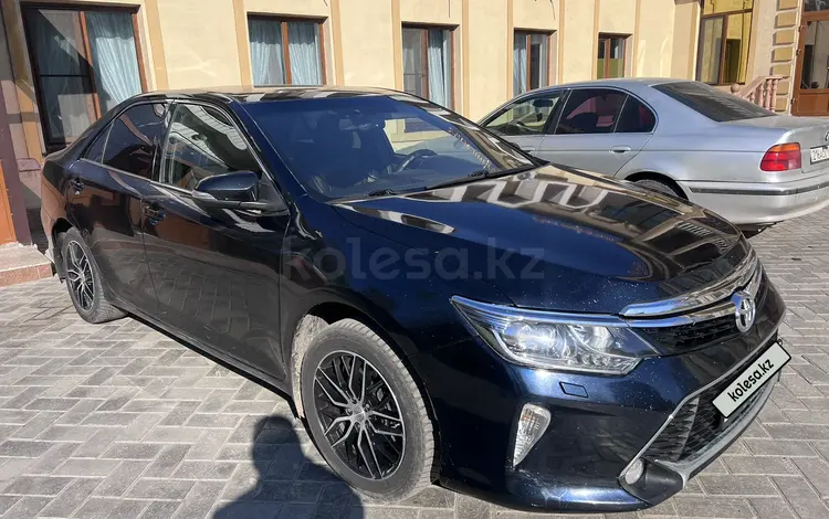 Toyota Camry 2015 года за 10 700 000 тг. в Усть-Каменогорск