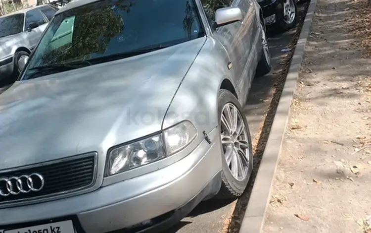 Audi A8 1998 года за 2 300 000 тг. в Алматы