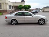 Mercedes-Benz E 240 2004 годаүшін7 500 000 тг. в Алматы – фото 5