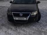 Volkswagen Passat 2005 годаүшін3 800 000 тг. в Семей