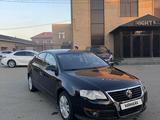 Volkswagen Passat 2005 года за 2 990 000 тг. в Семей