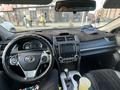Toyota Camry 2014 года за 5 300 000 тг. в Актобе – фото 13