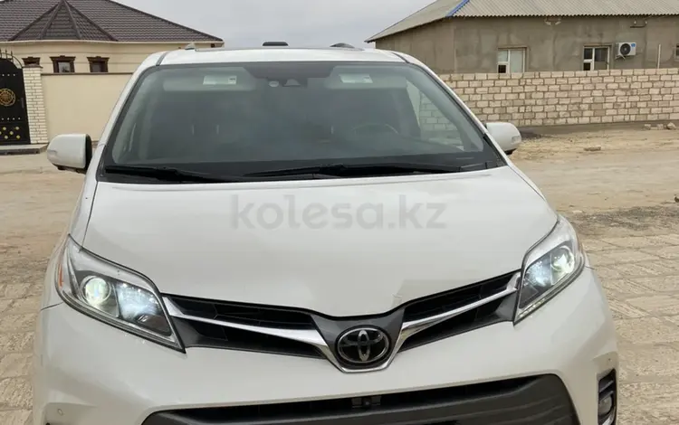 Toyota Sienna 2018 годаүшін21 000 000 тг. в Жанаозен