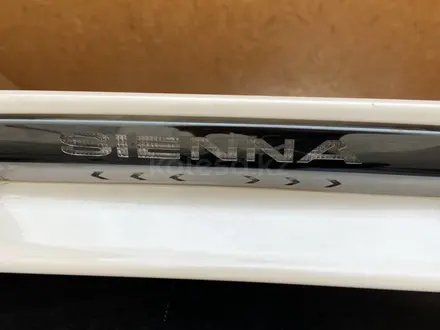 Toyota Sienna 2018 года за 21 000 000 тг. в Жанаозен – фото 33