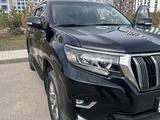 Toyota Land Cruiser Prado 2018 года за 22 200 000 тг. в Астана – фото 2