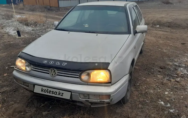 Volkswagen Golf 1996 годаfor1 200 000 тг. в Уральск