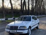 Mercedes-Benz C 200 1995 года за 1 700 000 тг. в Алматы