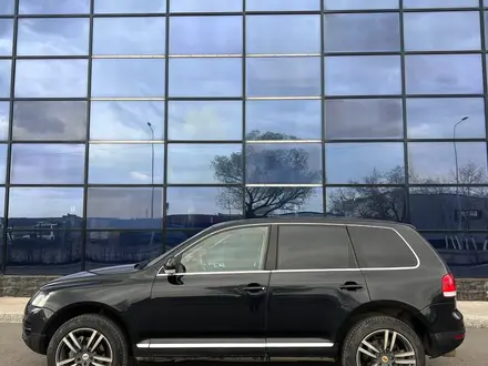 Volkswagen Touareg 2006 года за 5 150 000 тг. в Караганда – фото 5