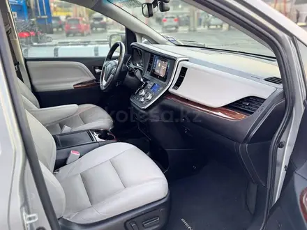 Toyota Sienna 2015 годаүшін12 500 000 тг. в Уральск – фото 7