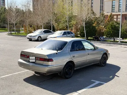 Toyota Camry 1998 года за 2 200 000 тг. в Шымкент – фото 7