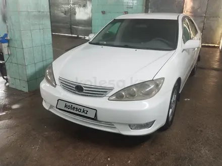 Toyota Camry 2005 года за 5 000 000 тг. в Семей – фото 8