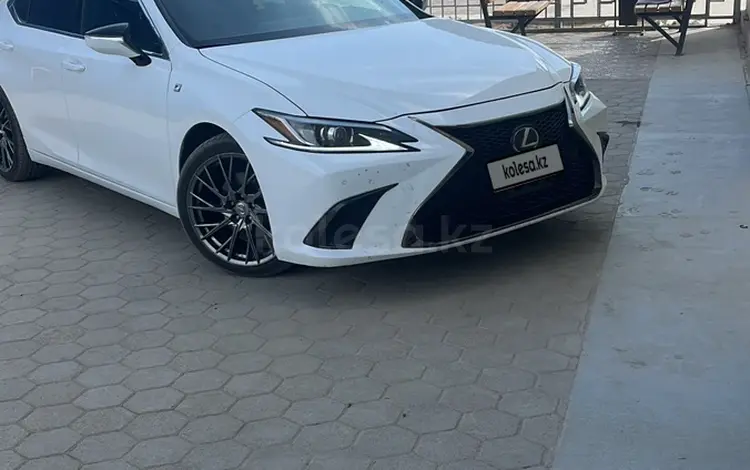 Lexus ES 350 2020 годаүшін20 000 000 тг. в Жанаозен