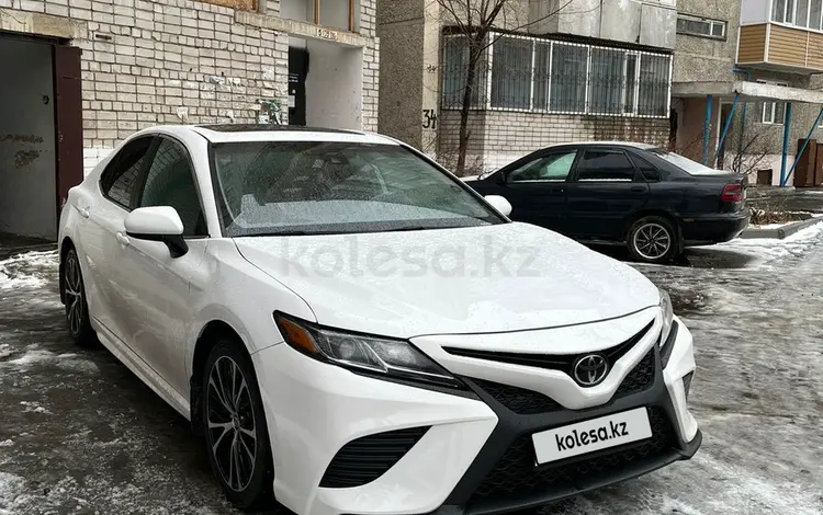 Toyota Camry 2020 годаүшін13 900 000 тг. в Семей