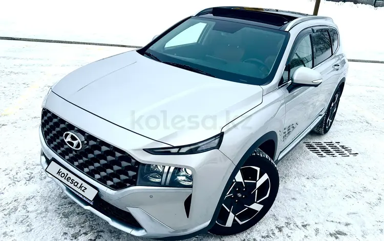 Hyundai Santa Fe 2022 годаfor17 600 000 тг. в Астана