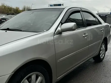 Toyota Camry 2004 года за 4 950 000 тг. в Караганда – фото 2