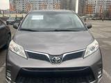 Toyota Sienna 2016 годаfor14 500 000 тг. в Алматы