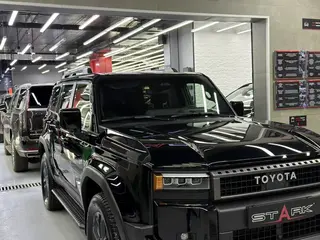 Toyota Land Cruiser Prado, 2025
