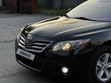Toyota Camry 2010 года за 7 290 000 тг. в Караганда – фото 4