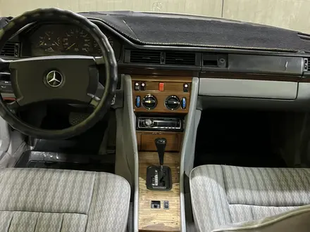 Mercedes-Benz E 230 1990 года за 1 550 000 тг. в Шымкент – фото 11