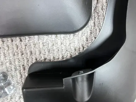 Брызговики Toyota Rav4 (2015-2019) за 8 000 тг. в Астана – фото 5