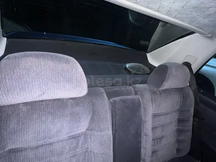 Volkswagen Vento 1993 года за 1 000 000 тг. в Шымкент – фото 9