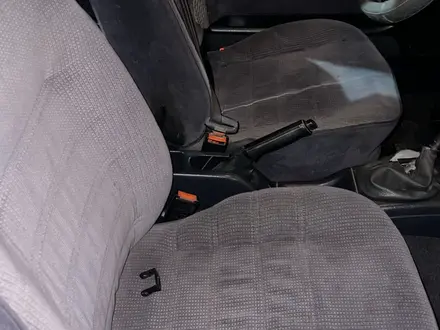 Volkswagen Vento 1993 года за 1 000 000 тг. в Шымкент – фото 12