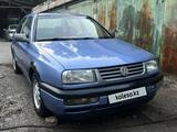 Volkswagen Vento 1993 годаүшін1 000 000 тг. в Шымкент
