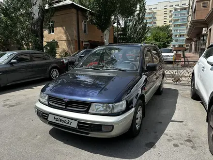 Mitsubishi Space Wagon 1996 года за 2 300 000 тг. в Алматы