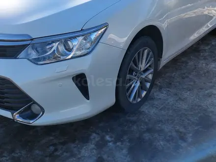 Toyota Camry 2016 года за 12 700 000 тг. в Талдыкорган – фото 2