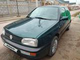 Volkswagen Golf 1994 года за 800 000 тг. в Сарыагаш – фото 2