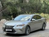 Lexus ES 250 2017 года за 15 500 000 тг. в Алматы